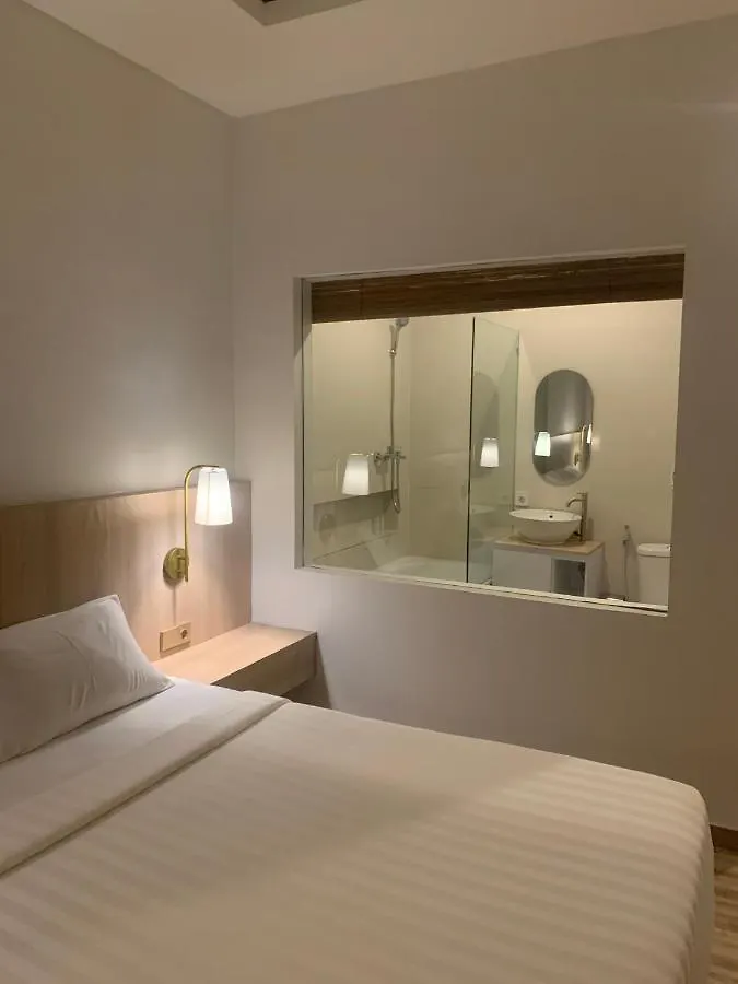Апартаменты The Hita Apartement Семиньяк