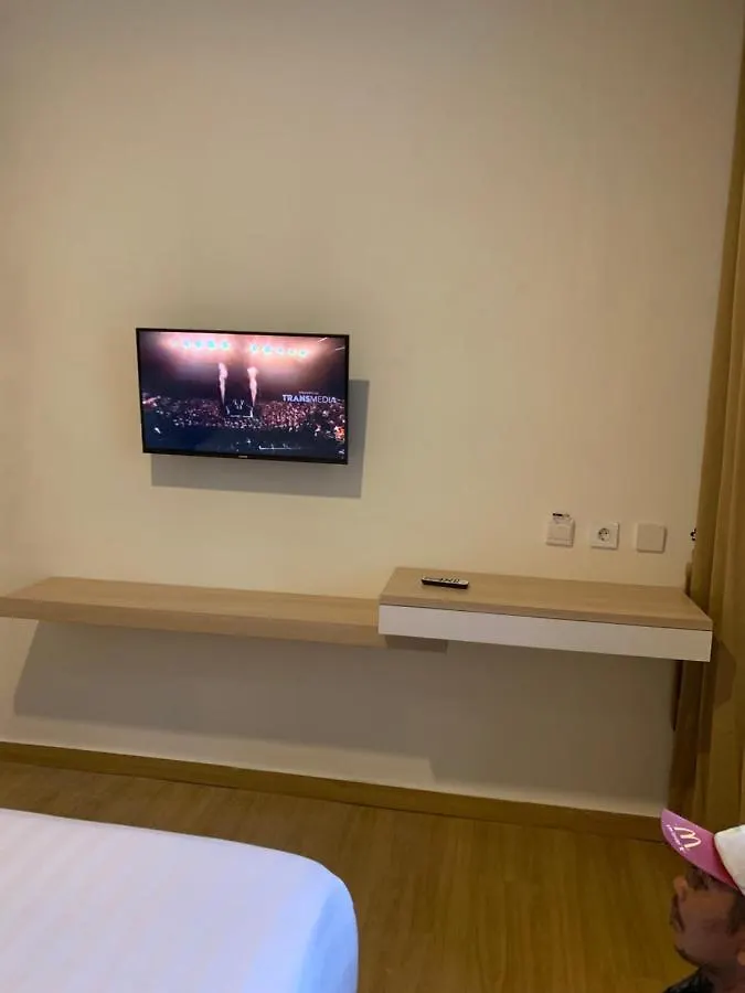 The Hita Apartement Семиньяк
